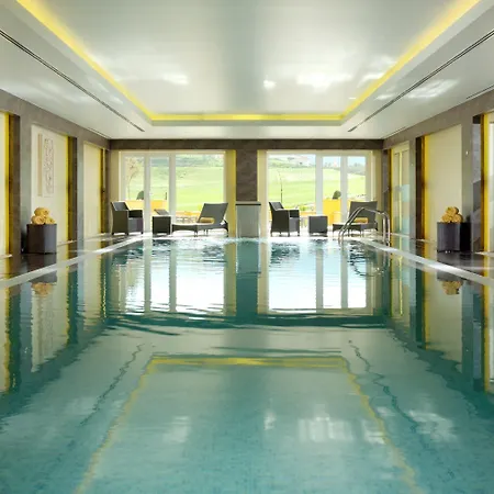 Dolce Camporeal Lisboa אתר נופש 5*