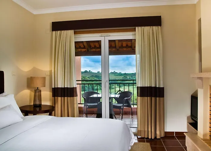 Resort Dolce Camporeal Lisboa 5*