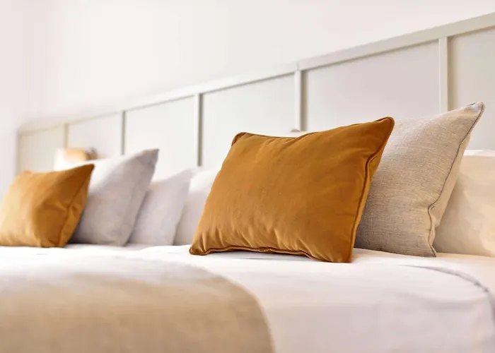 Курортный комплекс Dolce Camporeal Lisboa 5*