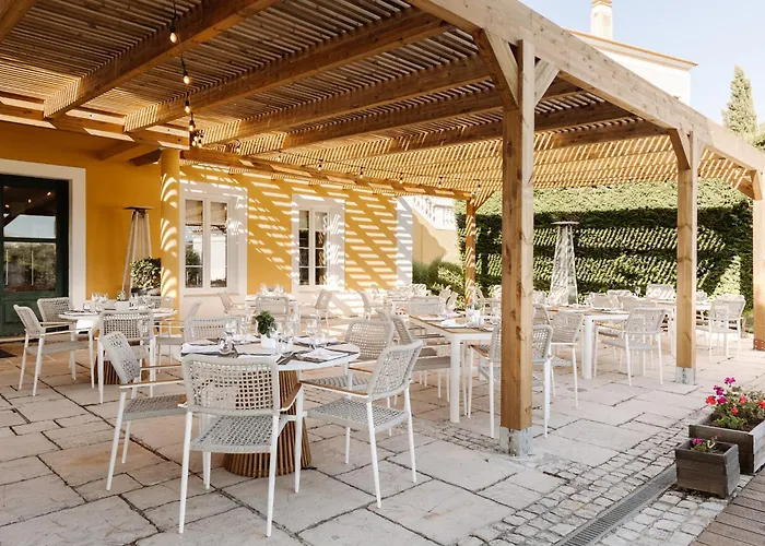 Курортный комплекс Dolce Camporeal Lisboa 5*