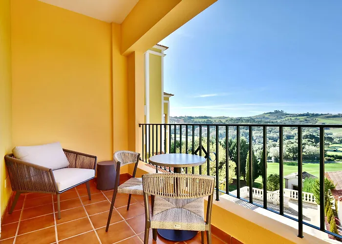 Курортный комплекс Dolce Camporeal Lisboa 5*